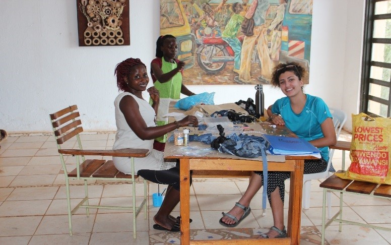 An inspiration center where artists work side by side